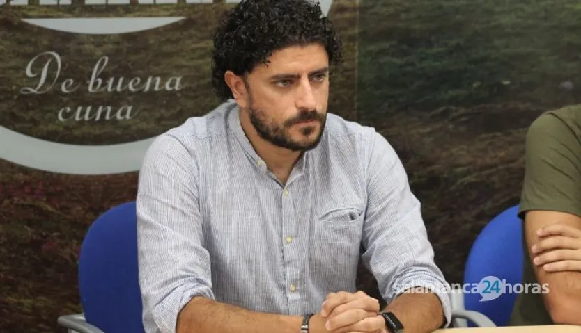 Presentación de Carlos de la Nava.