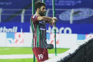Javi H, entre la 'morriña' por volver a jugar en casa y la idea de continuar en el extranjero