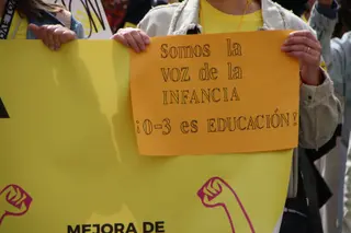 Un cartel en la concentración en la huelga de Educación Infantil en Salamanca