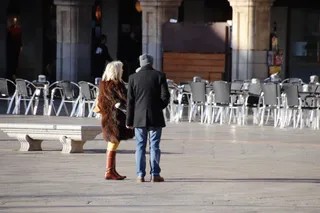 Gente por las calles de Salamanca