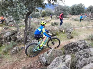 Primer doblete de la Escuela de Ciclismo Salmantina en Burgohondo