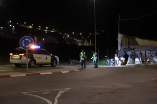 Chocan un turismo y una motocicleta de reparto a la altura de Cabrerizos. Fotos Andrea M (3)