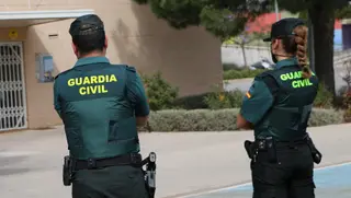 Dos agentes de la Guardia Civil | EP
