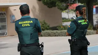 Dos agentes de la Guardia Civil | EP