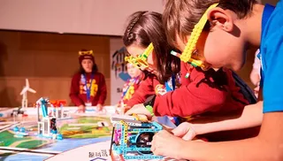 Más de 500 jóvenes participarán en la VIII edición del torneo de robótica First Lego League Salamanca. Foto USAL
