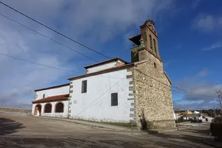 1280px Iglesia de San Juan Bautista, Vecinos