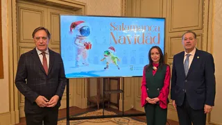 El alcalde de Salamanca, Carlos García Carbayo, presenta la programación de ‘Salamanca es Navidad’
