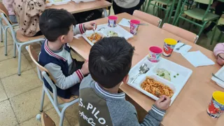 Archivo - Niños en comedores escolares - JUNTA DE EXTREMADURA - Archivo
