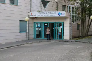 Centro de Salud Alfonso Sánchez Moreno en el barrio de Pizarrales. Foto SALAMANCA24HORAS.