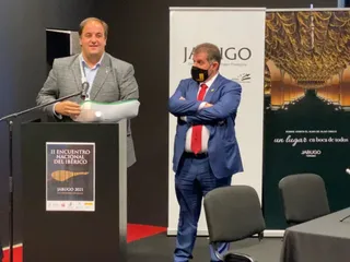 El alcalde Guijuelo, Roberto Martín y el alcalde de Jabugo