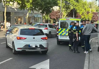Policía Local en la avenida Mirat