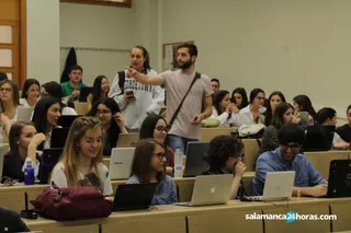 Estudiantes derecho juez ruz (4)