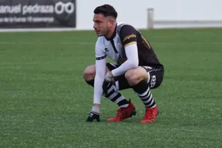Ramiro Mayor se lamenta tras la derrota ante el Bilbao Athletic | FOTO SALAMANCA24HORAS.COM