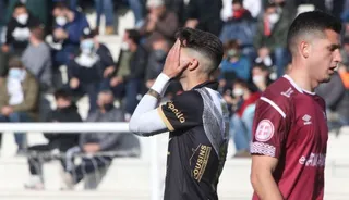 Rayco se lamenta ante la UD Logroñés | FOTO SALAMANCA24HORAS.COM