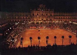 Coso taurino en la Plaza Mayor de Salamanca. Foto: Recuerdos de Salamanca