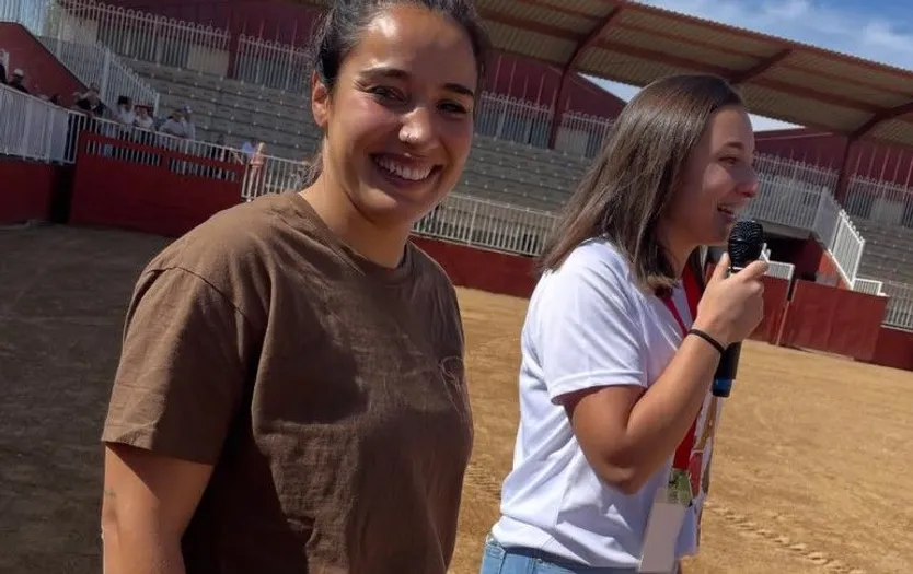 Gymkana de influencers en Salamaq con las gradas vacías. Foto Diputación de Salamanca (3)