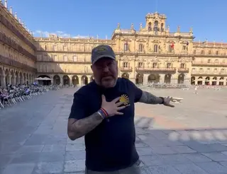 Larry Shy en la Plaza Mayor. Larry Shy