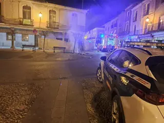 Incendio en una obra provocado por unos jóvenes en Peñaranda | Guardia Civil de Salamanca