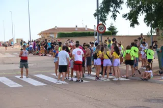 Carrera autos locos en Doñinos de Salamanca. Fotos Andrea M.