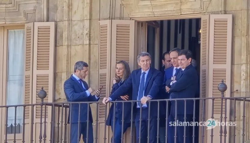 Visita de Alberto Núñez Feijóo en su visita a Salamanca este Domingo de Ramos de 2025. Foto Andrea M.