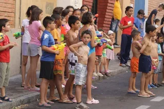 Fiesta de agua en el Barrio Vidal