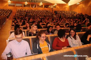 La Universidad de salamanca recibe a los nuevos estudiantes extranjeros 6