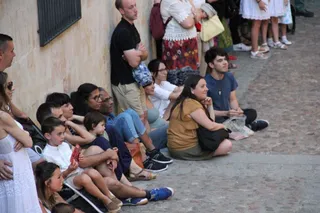 Los Absurdos Teatro representa 'La Cueva de Salamanca, todo un mito de oro'