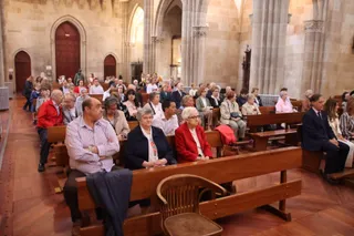 Carlos García Carbayo, asiste a la ofrenda floral a San Juan de Sahagún