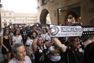 Corteo de la afición de Unionistas