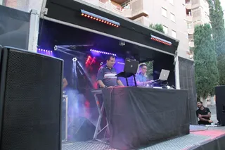 Actuaciones de DJ’s para fomentar el ocio en el barrio Garrido