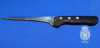 AMENAZAS. CUCHILLO. PRENSA