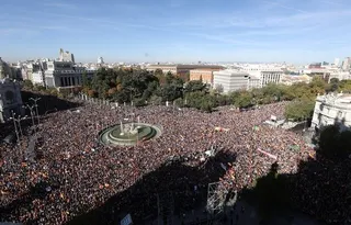 Concentración en Cibeles en contra de Sánchez