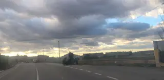 Varón herido en la carretera de Villamayor