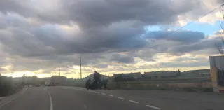 Varón herido en la carretera de Villamayor