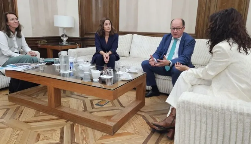 Proyecto Hombre se reúne con la ministra de Igualdad, Ana Redondo
