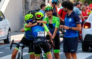 Escuela de Ciclismo Salmantina en la Emakumeen Aiarako Bira