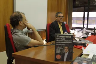 Presentación del libro 'Economía para no dejarse engañar por los economistas'