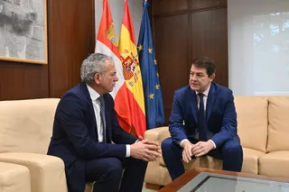El presidente de la Junta de Castilla y León, Alfonso Fernández Mañueco junto al delegado del Gobierno en la Comunidad, Nicanor Sen Vélez. Foto JCYL