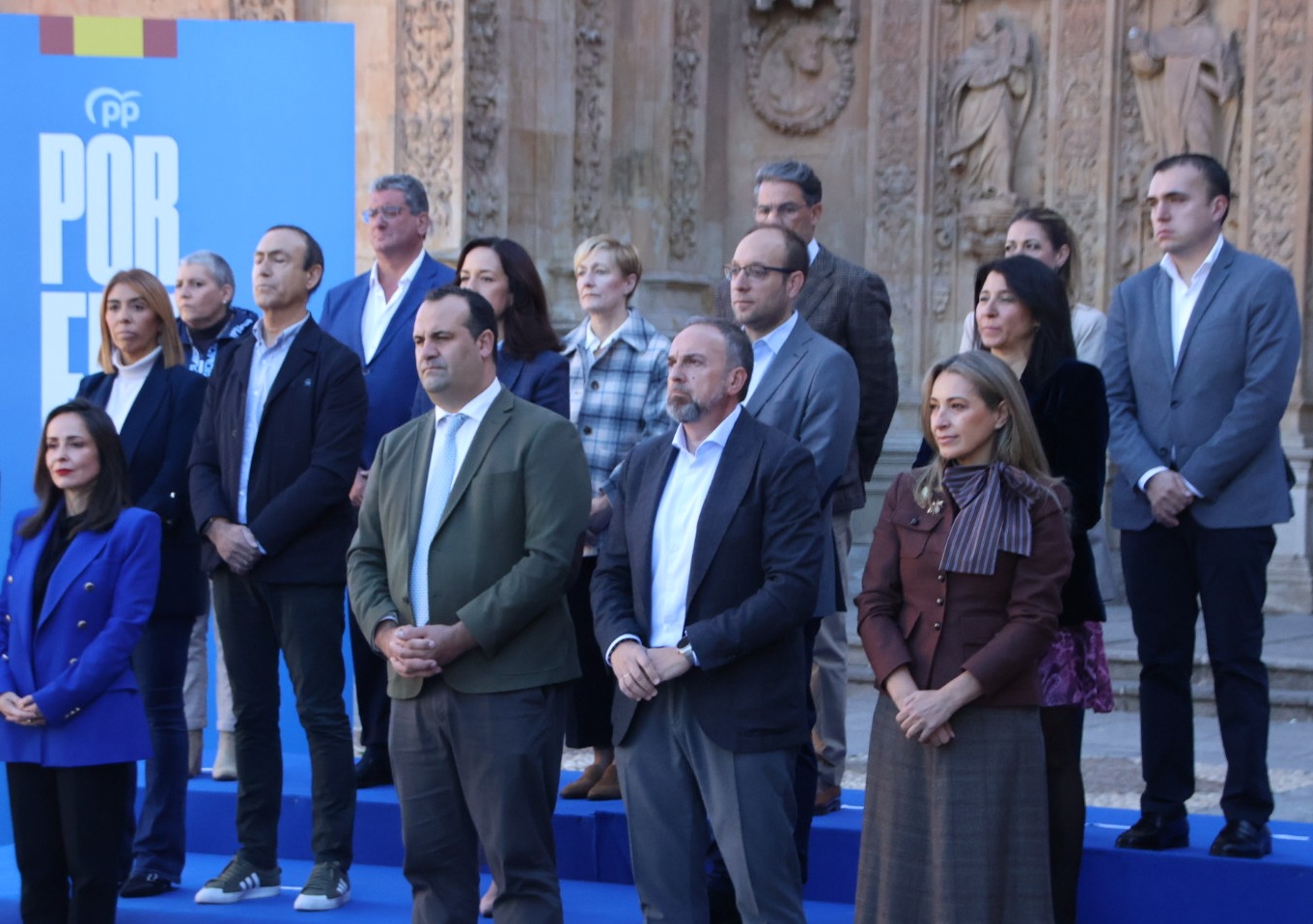 El Presidente Del Pp De Salamanca, Carlos Garc&iacute;a Carbayo, Comparece Ante Los Medios Acompa&ntilde;ado De Los Candidatos a Las Elecciones Del 29 N (22)