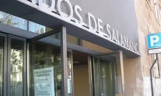 Absuelto el joven acusado de enviar fotos de su ex novia desnuda a las amigas