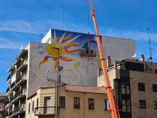 Mural del artista invitado a la Galería Urbana del Barrio del Oeste, Murfin | Anass Álvarez