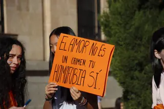 Taller de pancartas y posterior manifestación por el Orgullo Charro 2022