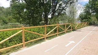 Vallado paseo del río