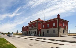 Adif pone a la venta mediante subasta pública ocho viviendas en Salamanca