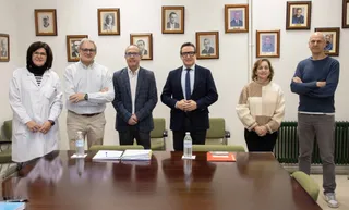 Juan Manuel Corchado junto al equipo de dirección de la Escuela Técnica Superior de Ingeniería Industrial de Béjar de la USAL./ Raquel J. Santos (Comunicación USAL) | USAL