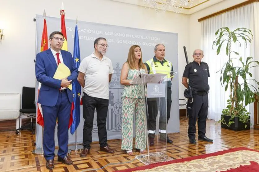 La delegada del gobierno en Castilla y León, Virginia Barcones durante la presentación del operativo especial de la DGT con motivo del puente del 15 de agosto. Foto ICAL