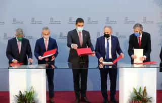 Los cuatro rectores de las universidades públicas de la Comunidad, junto a Ángel Ibáñez y Roció Lucas