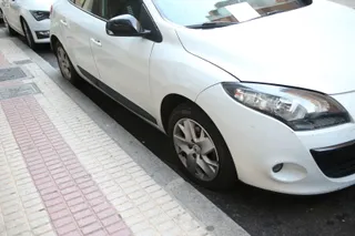 Pinchazos de ruedas en la calle