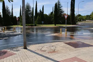 Nueva fuga de agua en el Paseo de los olivos