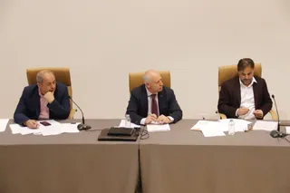 Los concejales de Ciudadanos, Fernando Castaño y Juan José Alonso, junto al concejal no adscrito, Ricardo Ortiz